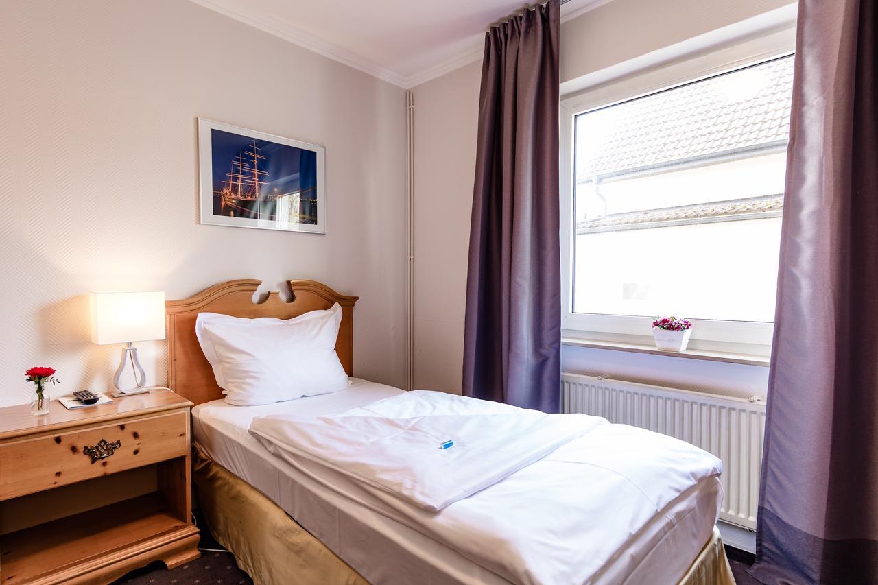 Budget By Zeppelin Hotell Hamburg Eksteriør bilde