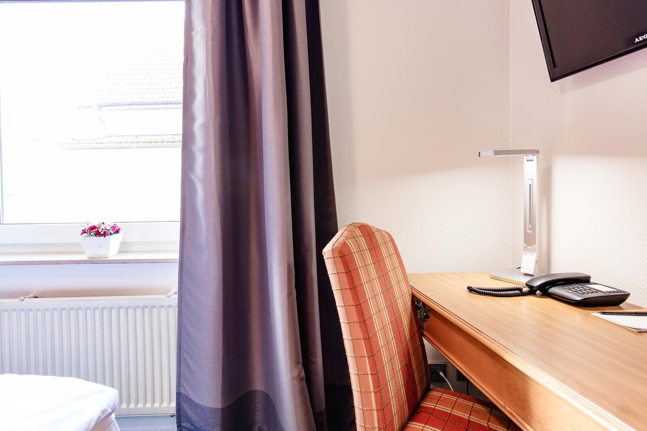 Budget By Zeppelin Hotell Hamburg Eksteriør bilde